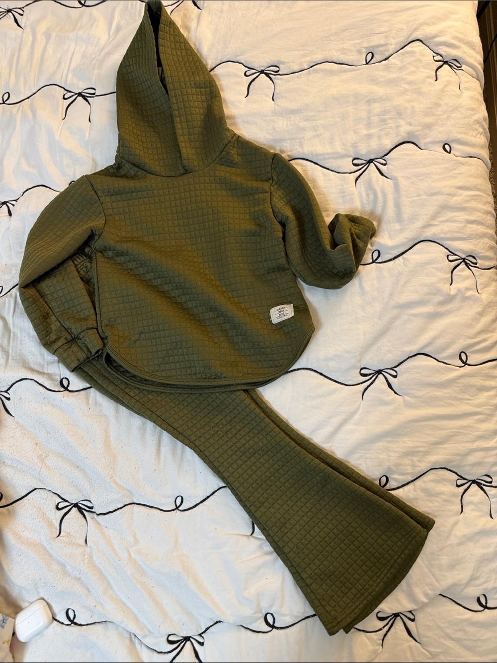 SHEIN Olive Green Quilted Hoodie & Flared Joggers Set